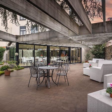 Ih Hotels Milano Eur - Trezzano Sul Naviglio Extérieur photo