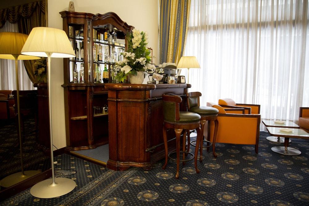 Ih Hotels Milano Eur - Trezzano Sul Naviglio Extérieur photo