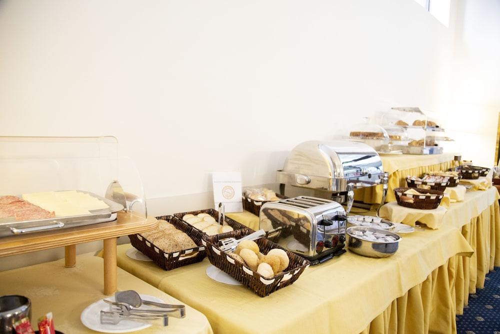 Ih Hotels Milano Eur - Trezzano Sul Naviglio Extérieur photo
