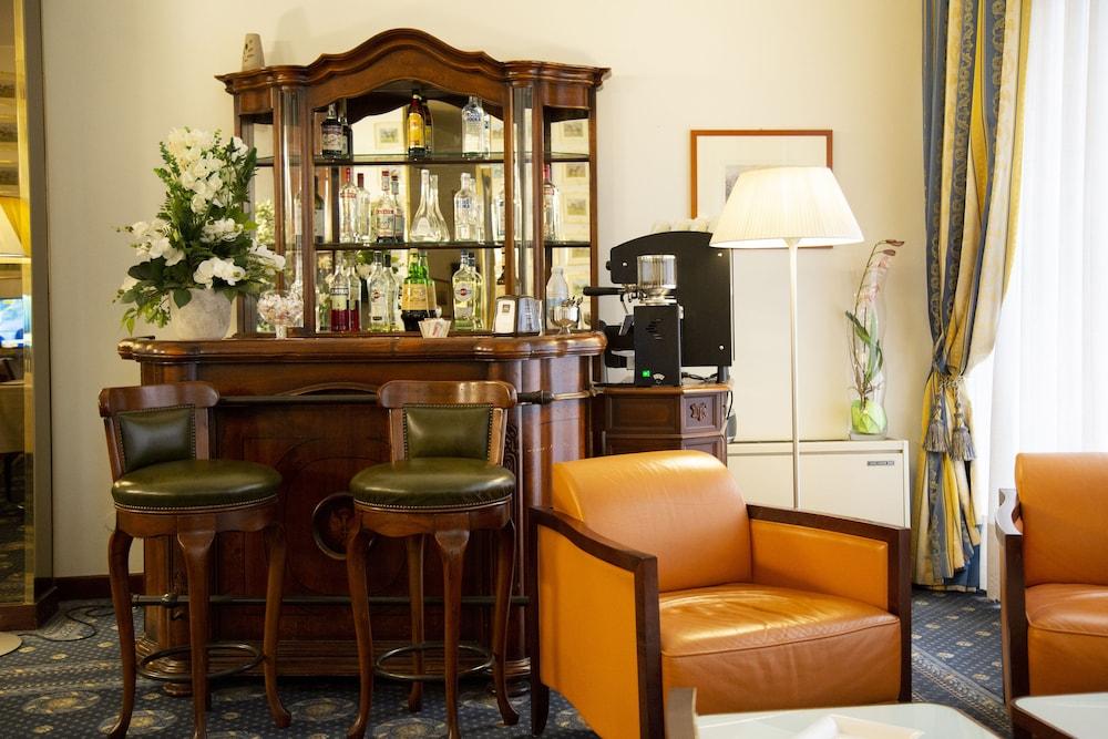 Ih Hotels Milano Eur - Trezzano Sul Naviglio Extérieur photo