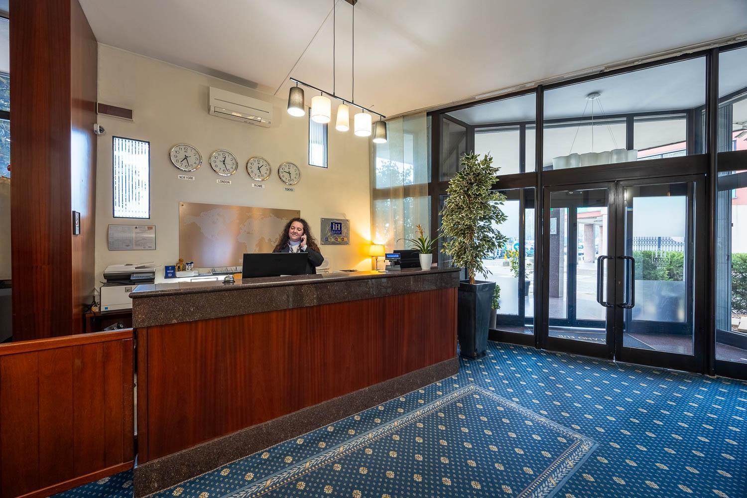 Ih Hotels Milano Eur - Trezzano Sul Naviglio Extérieur photo