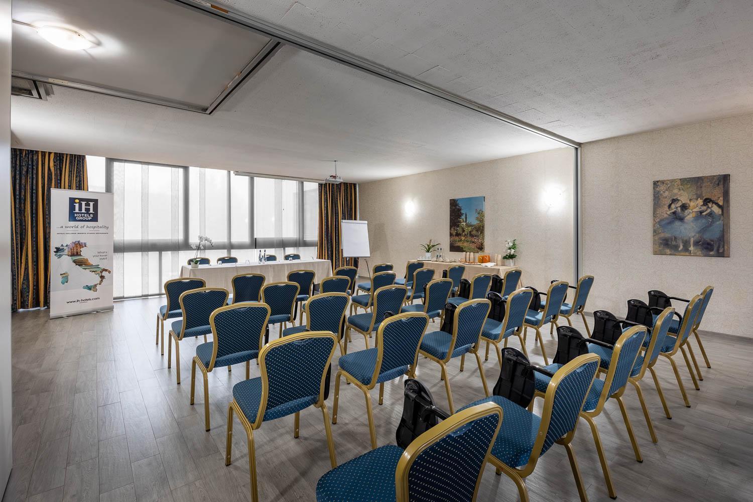 Ih Hotels Milano Eur - Trezzano Sul Naviglio Extérieur photo