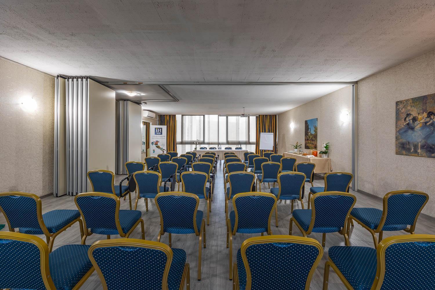 Ih Hotels Milano Eur - Trezzano Sul Naviglio Extérieur photo