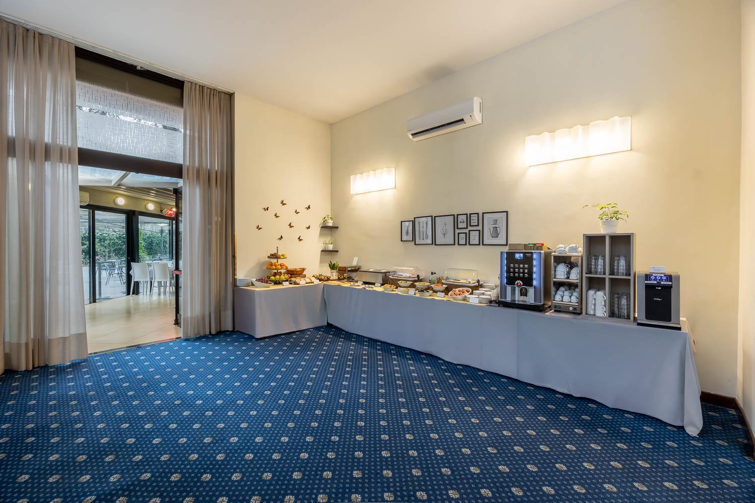 Ih Hotels Milano Eur - Trezzano Sul Naviglio Extérieur photo